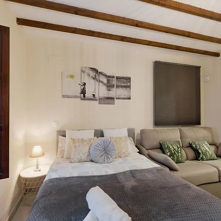 Y Lofts En Triana * إشبيلية